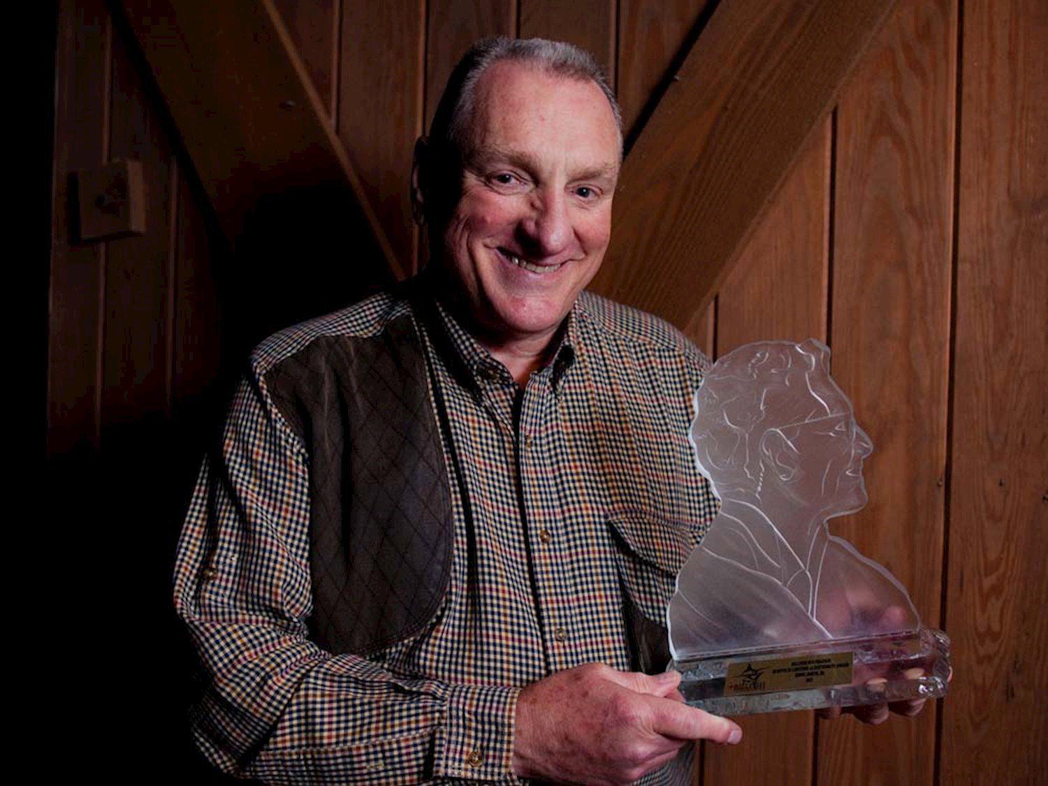 Eddie Smith Jr. with the Rybovich Lifetime Conservation Award